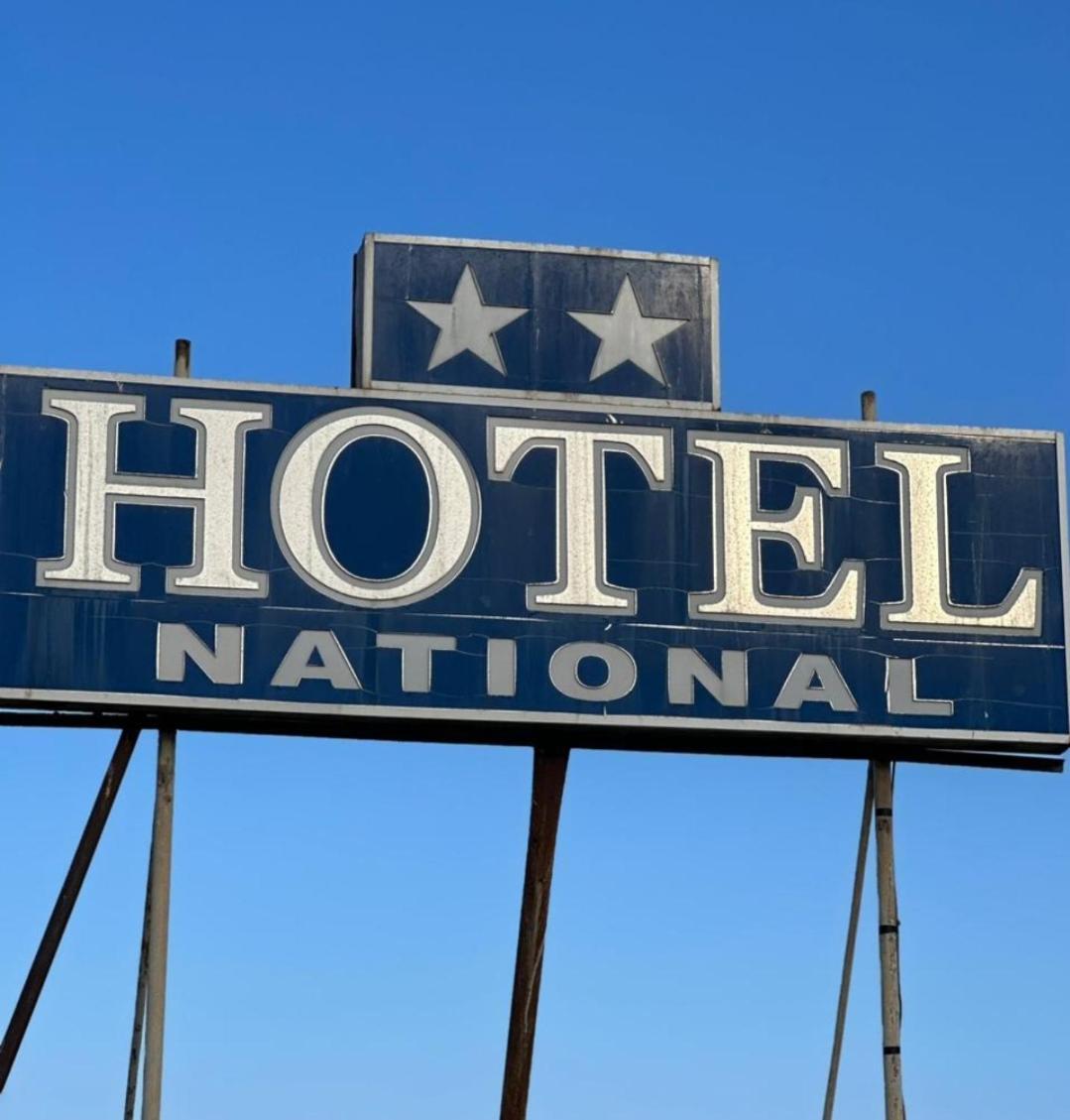 Hotel National อัลฮอเคม่า ภายนอก รูปภาพ